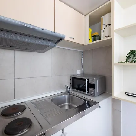 Okruk-10 Meters Away From The Bed & Breakfast 3*